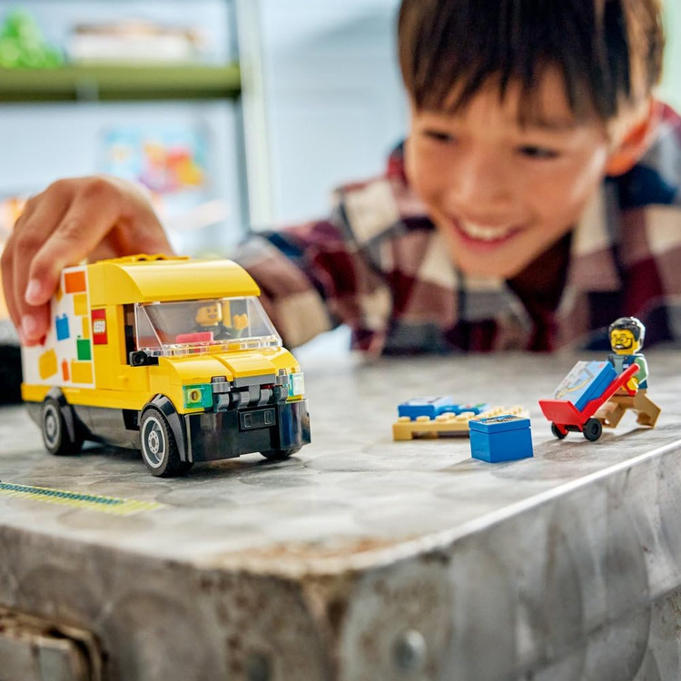 لگو 276 تکه سری City مدل The LEGO Van کد 60500
